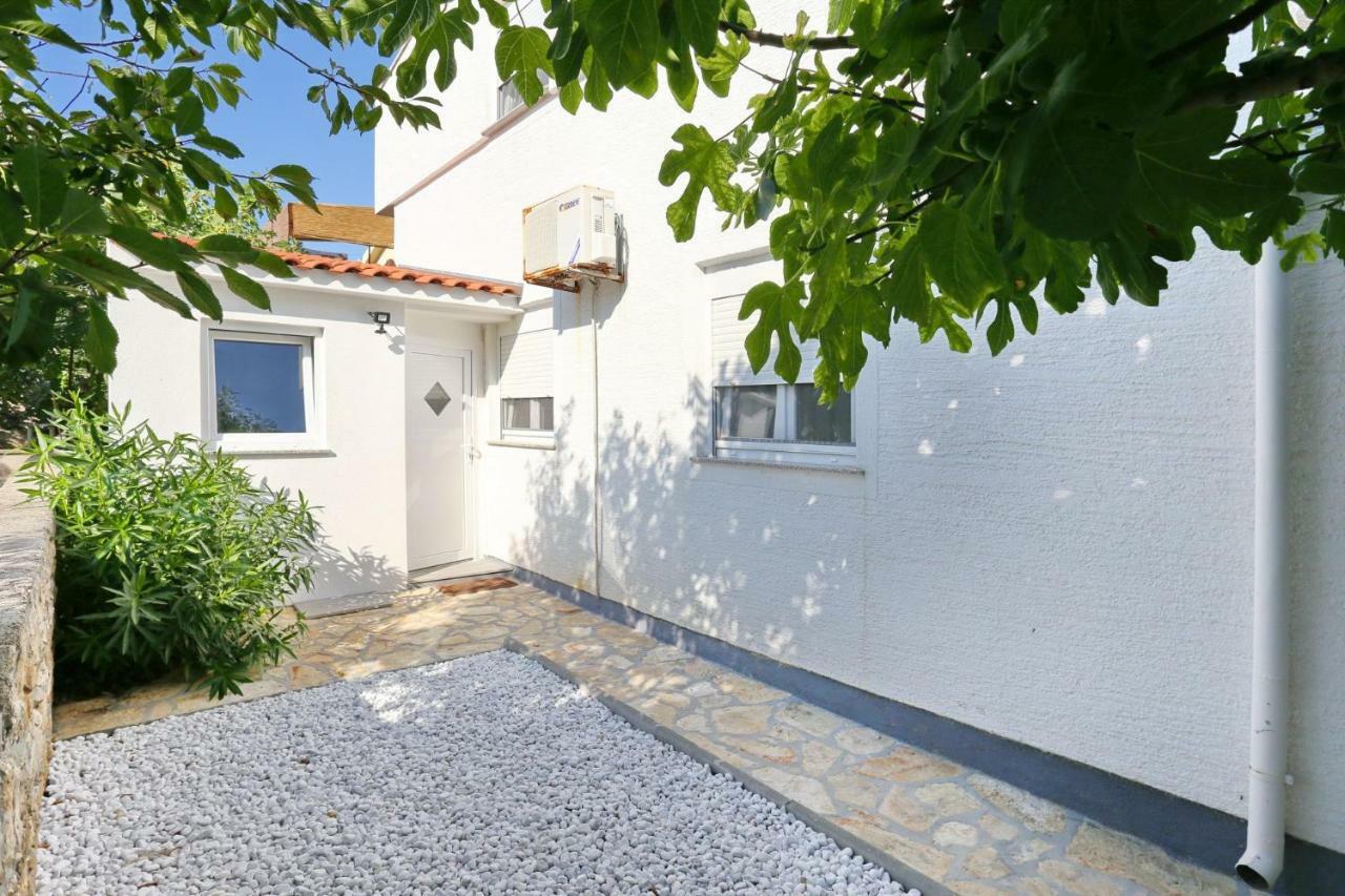 Villa Neyla ヴィル エクステリア 写真
