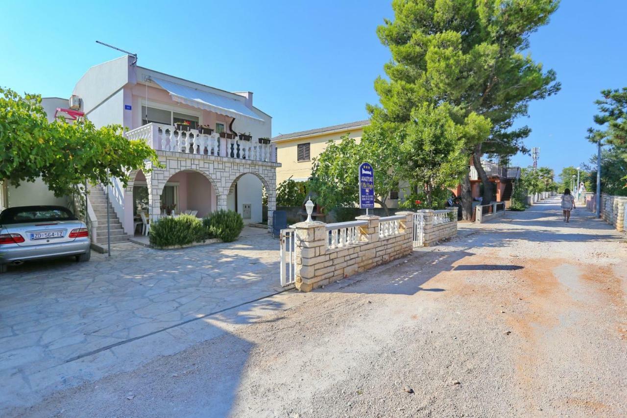 Villa Neyla ヴィル エクステリア 写真