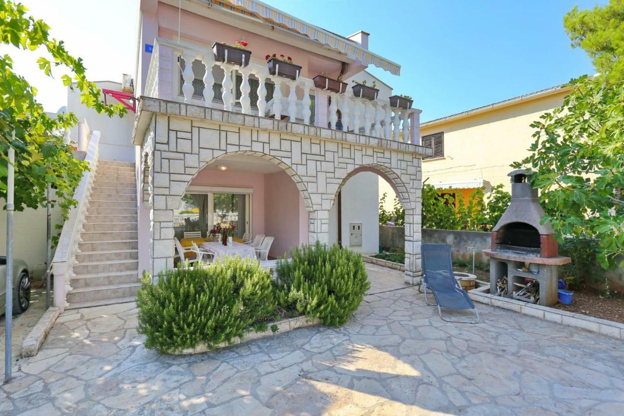 Villa Neyla ヴィル エクステリア 写真
